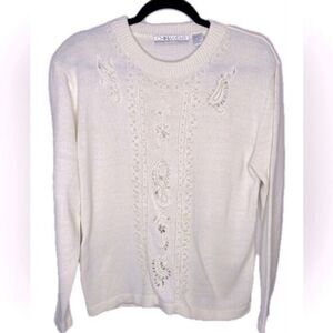 White Beaded Soft Lightweight Sweater‎ N066
